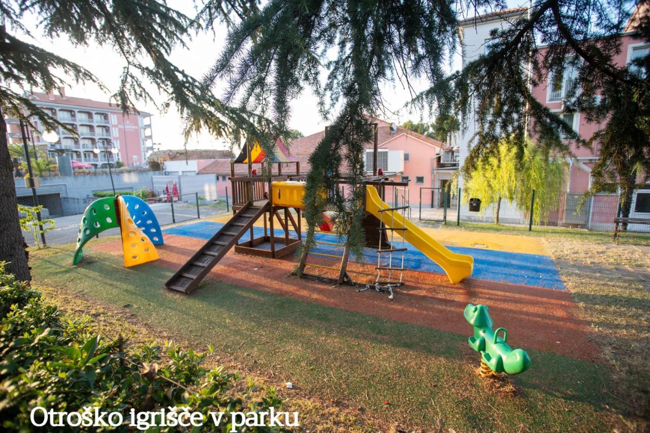 קופר Apartma Zusterna Za Bazenom מראה חיצוני תמונה